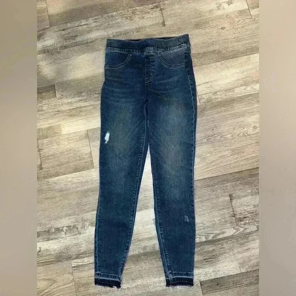 Women’s Spanx Jeans Size Small & Stretchy - Picture 1 of 6